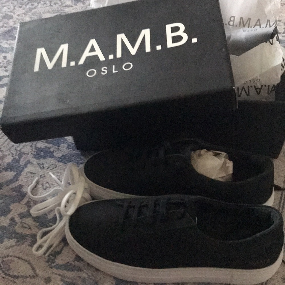 Size 8 M.A.M.B. Oslo plateau black nubuck sneaker.